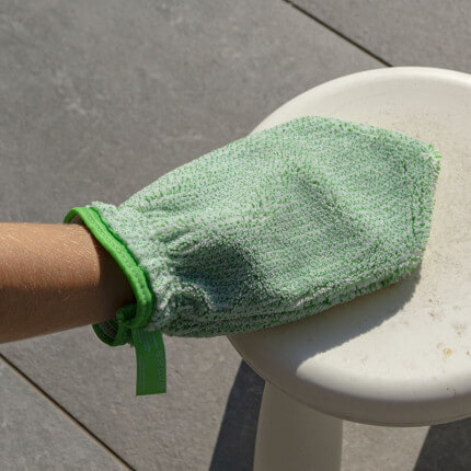 The product is shown in an exemplary application