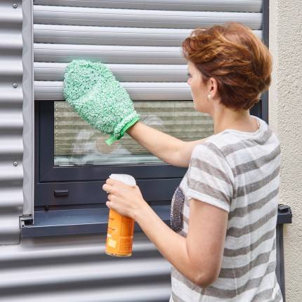 The product is shown in an exemplary application